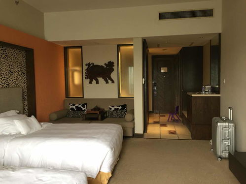 游廣州長隆主題樂園 動物園或歡樂世界或大馬戲或水上樂園 住長隆酒店 享自助早餐 送歡迎水果 公仔 飲品 送200元租車劵