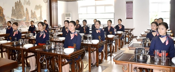 湘北女校:駐澳聯(lián)絡(luò)辦來校考察“校政企”合作