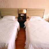 煙臺牟平區經濟型四星級度假公寓莫泰華住(漢庭)有接送服務150元至300元經濟型酒店,煙臺酒店預訂查詢,煙臺賓館住宿【攜程酒店】