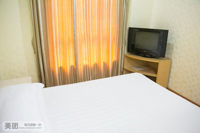 【佳家快捷酒店團購】佳家快捷酒店大床房住宿團購優惠券(圖)-美團網