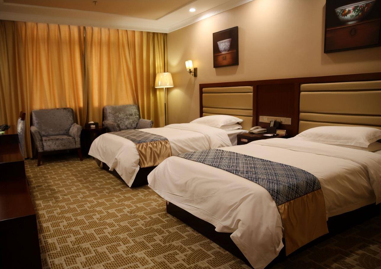 同是提供住宿的地方,酒店和賓館有何區(qū)別?服務有什么不一樣?_人員_客